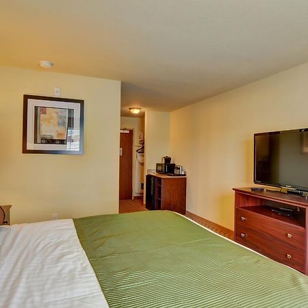 Cobblestone Hotel & Suites - Punxsutawney Ngoại thất bức ảnh