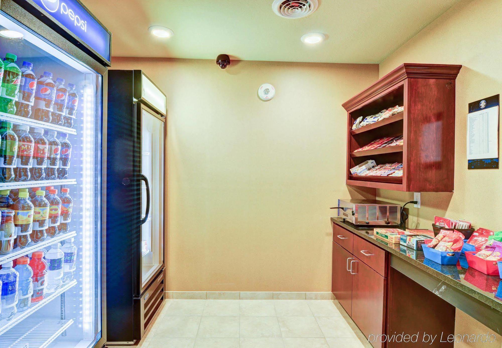 Cobblestone Hotel & Suites - Punxsutawney Ngoại thất bức ảnh